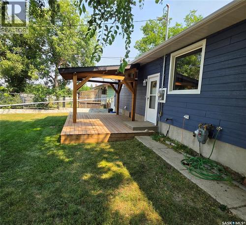 371 Allen Drive, Swift Current, SK - Outdoor With Deck Patio Veranda