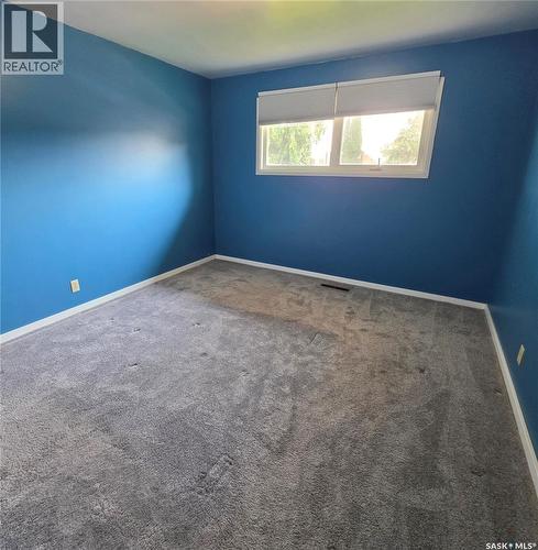 371 Allen Drive, Swift Current, SK - Indoor Photo Showing Other Room