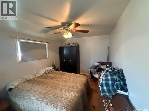 381 Main Street, Bengough, SK - Indoor Photo Showing Bedroom
