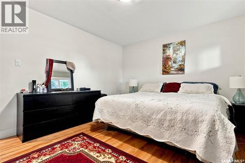 1706 Ewart Avenue, Saskatoon, SK - Indoor Photo Showing Bedroom