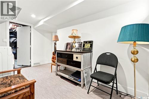 1706 Ewart Avenue, Saskatoon, SK - Indoor