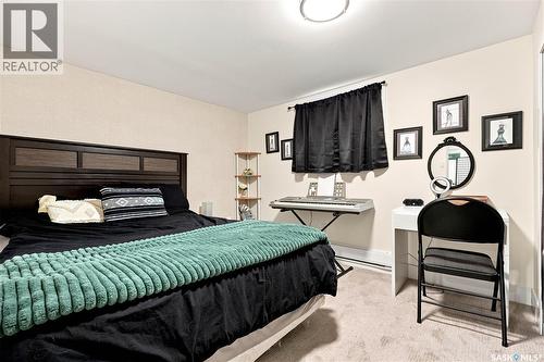 1706 Ewart Avenue, Saskatoon, SK - Indoor Photo Showing Bedroom