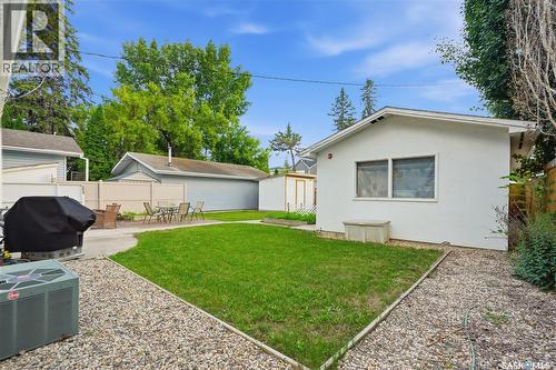 1706 Ewart Avenue, Saskatoon, SK - Outdoor