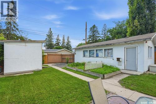1706 Ewart Avenue, Saskatoon, SK - Outdoor