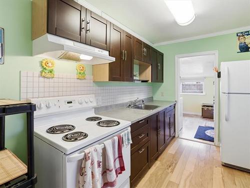 538 Tremblay St, Winnipeg, MB - Indoor Photo Showing Kitchen