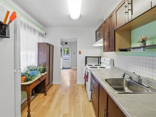 538 Tremblay St, Winnipeg, MB - Indoor Photo Showing Kitchen