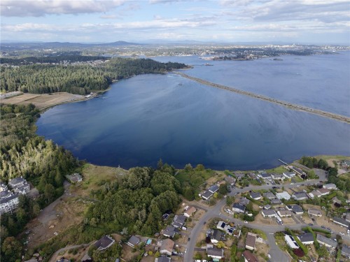 309 Seafield Rd, Colwood, BC 