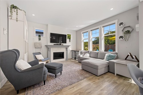 309 Seafield Rd, Colwood, BC 