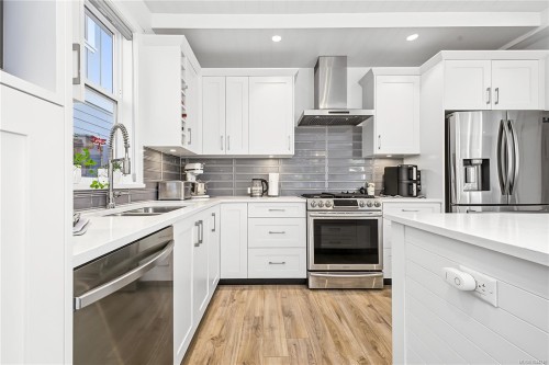 309 Seafield Rd, Colwood, BC 