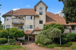 #319-9882 Fifth St Sidney, BC V8L 2X3