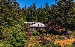 148 Oakspring Rd  Salt Spring, BC V8K 1S8