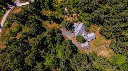148 Oakspring Rd, Salt Spring, BC 