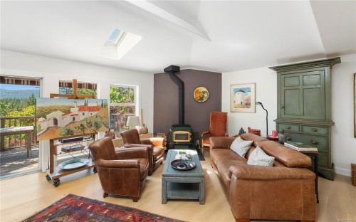 148 Oakspring Rd, Salt Spring, BC 