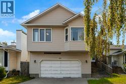 127 Scenic Cove Circle NW  Calgary, AB T3L 1M5