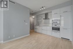 3807 - 2221 YONGE STREET Toronto, ON M4S 2B5