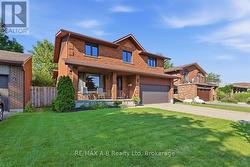 33 DEMILLE STREET Stratford, ON N4Z 1C5