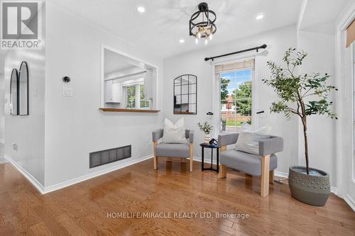 59 Dawson Crescent, Milton, ON - Indoor
