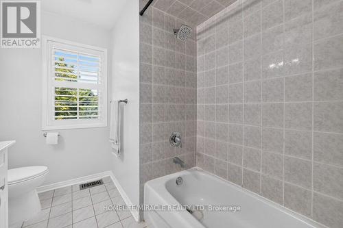 59 Dawson Crescent, Milton, ON - Indoor Photo Showing Bathroom