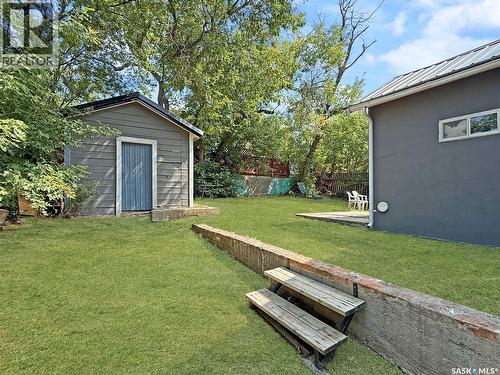 161 5Th Avenue Ne, Swift Current, SK - Outdoor