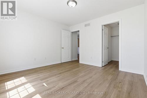 91 Lynch Circle E, Guelph, ON - Indoor Photo Showing Other Room