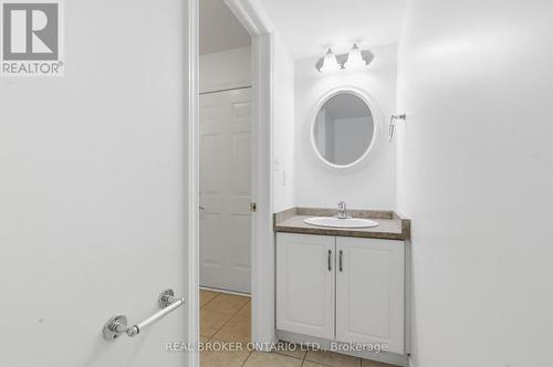 91 Lynch Circle E, Guelph, ON - Indoor