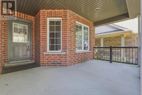 91 Lynch Circle E, Guelph, ON - Outdoor With Exterior