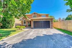 2442 WYNTEN WAY Oakville, ON L6J 7K9