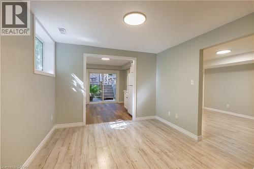 907 Doon Village Road, Kitchener, ON - Indoor Photo Showing Other Room