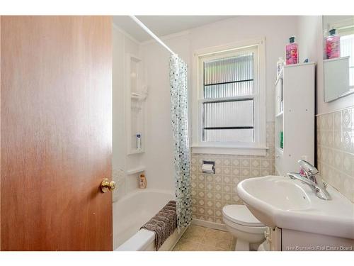 114 Wilkins Ave, Fredericton, NB 