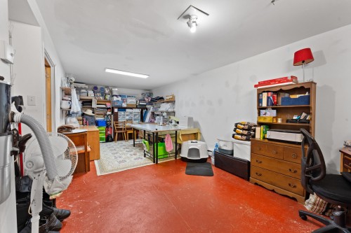 Salle familiale - 1181 Rg St-Joseph, Sainte-Julienne, QC - Indoor