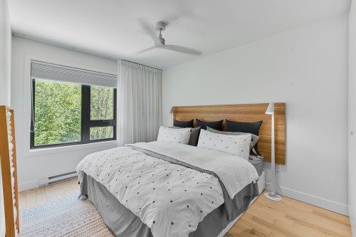 Chambre à coucher - 43 Rg D'Ailleboust, Sainte-Béatrix, QC - Indoor Photo Showing Bedroom