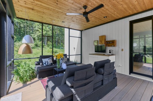 Véranda - 43 Rg D'Ailleboust, Sainte-Béatrix, QC -  With Exterior