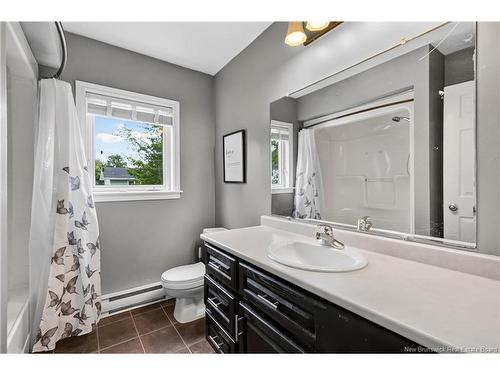 49 Goldsboro Ave, Riverview, NB 