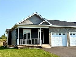 532 Royal Oaks BLVD Moncton, NB E1H 3S7