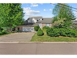 315 Belliveau  Dieppe, NB E1A 6T5