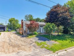158 Friel ST  Fredericton, NB E3A 2P4