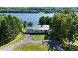 1597 Route 105 Southampton, NB E6G 1M3