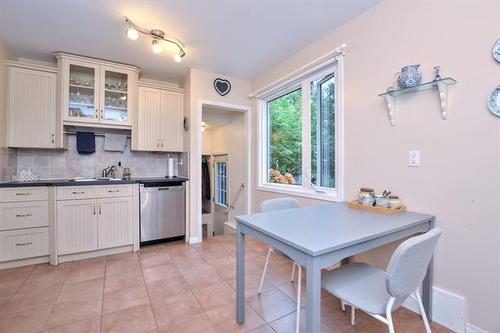 52 Vanscoy Rd, Winnipeg, MB - Indoor