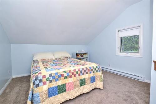 52 Vanscoy Rd, Winnipeg, MB - Indoor Photo Showing Bedroom