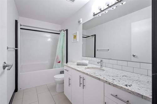 301-247 River Ave, Winnipeg, MB - Indoor Photo Showing Bathroom