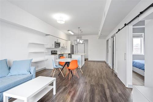 301-247 River Ave, Winnipeg, MB - Indoor