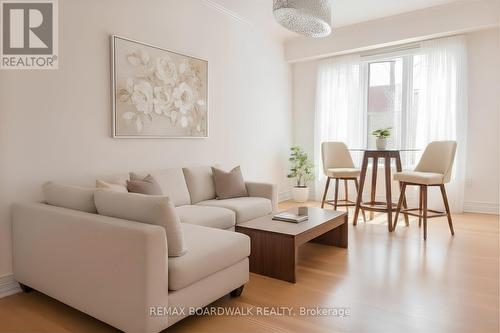 42 College Circle, Ottawa, ON - Indoor Photo Showing Living Room