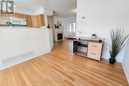 42 College Circle, Ottawa, ON - Indoor With Fireplace