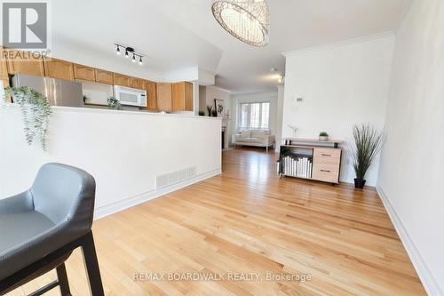 42 College Circle, Ottawa, ON - Indoor