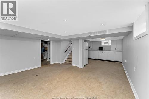 289 Ford Boulevard, Windsor, ON - Indoor Photo Showing Other Room