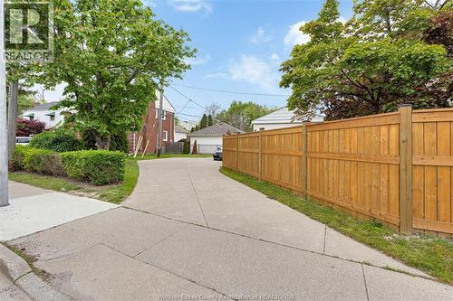 289 Ford Boulevard, Windsor, ON - Outdoor