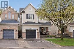 9 DUNSTABLE DRIVE Whitby (Brooklin), ON L1M 2L8
