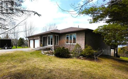 12 Rainbow Trail, Mindemoya, ON - Outdoor