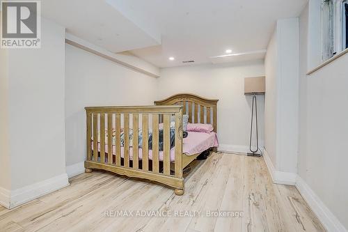 33 Castlefield Avenue, Toronto, ON - Indoor Photo Showing Bedroom