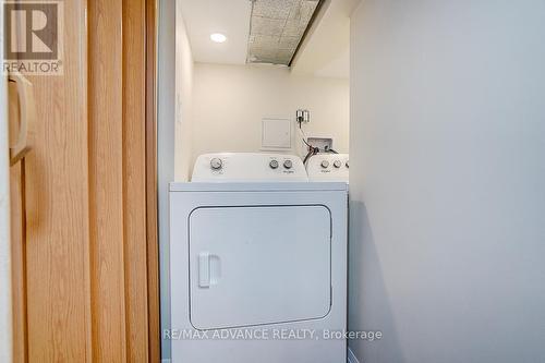 33 Castlefield Avenue, Toronto, ON - Indoor Photo Showing Laundry Room